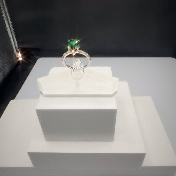 Sterling Silver Green Gemstone Pear Cut Ring Size 10 - Picture 5 of 9